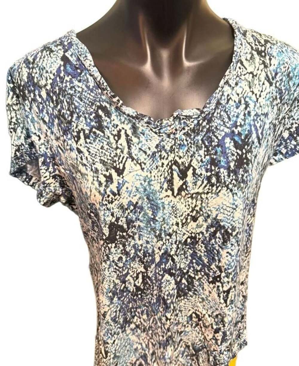 Dana Buchman Blue Black Animal Snake Print Short Sleeve V-Neck Knit Top Size L
